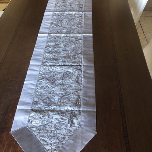 Table runner gray 40x180cm new with tassels on edges