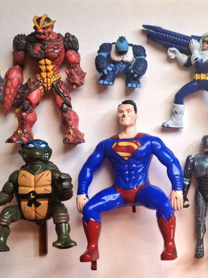 Vintage toy set of 6 used figures