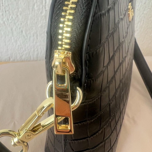 Veta bag black croco like new with adjustable strap
