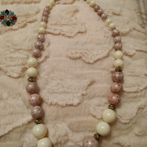 Necklaces pack of 10 new and handmade pieces