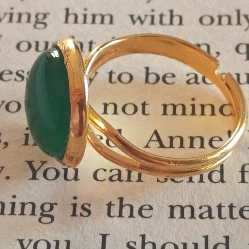 Green Agate Cabochon Adjustable Ring in Gold Tone, New