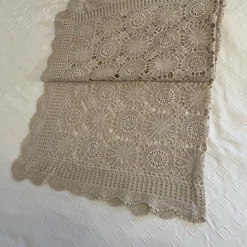 Knitted tablecloth like new, handmade, beige cotton