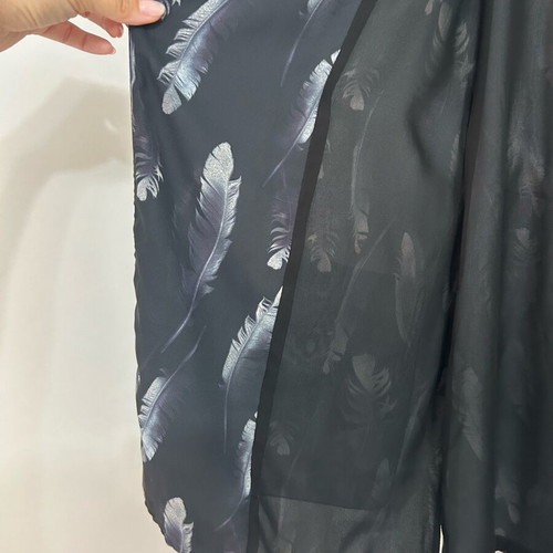Funky Buddha kimono like new, size M with pockets and belt