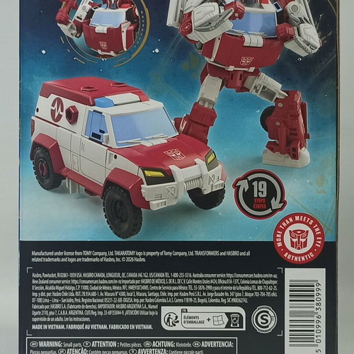Transformers Age of the Primes Autobot Ratchet Deluxe Class new