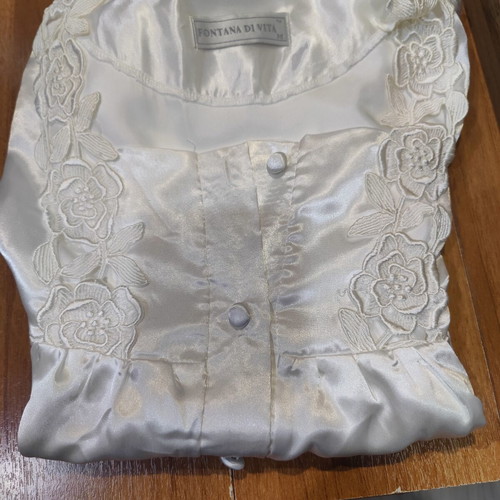 Satin nightgown and robe set with lace, new, medium size
