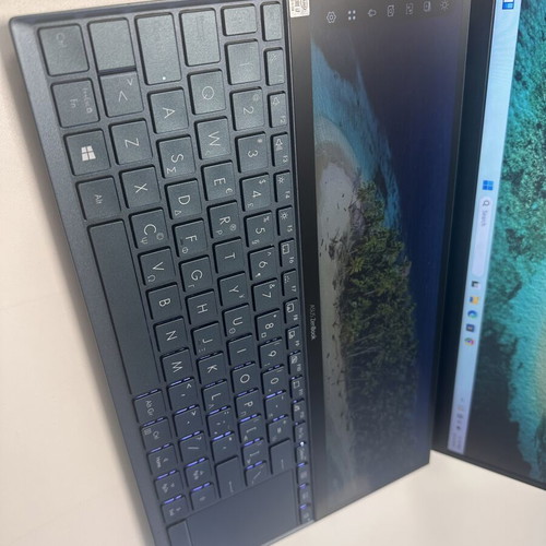 Asus ZenBook UX481 i7-10510U 16GB RAM 8GB VRAM 128GB SSD like new