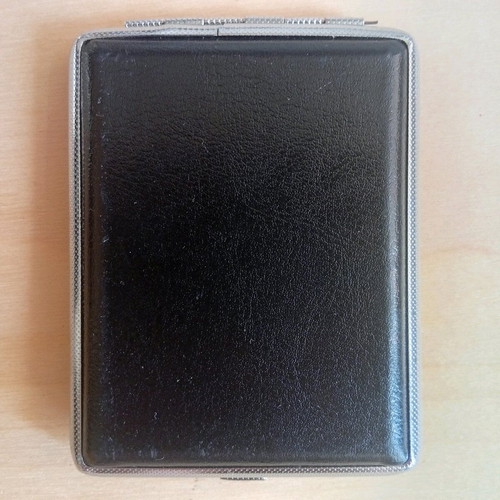Cutty Shark cigarette case like new