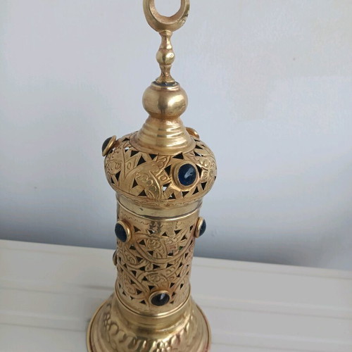 Moroccan brass Islamic art lamp like new