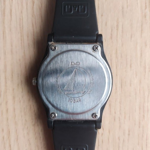 Q&Q Quartz Wristwatch Unisex With Black Strap Like New