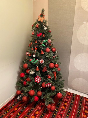 Christmas tree like new with decorations and lights 180 cm
