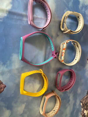 Smartwatch cases used, pack all together