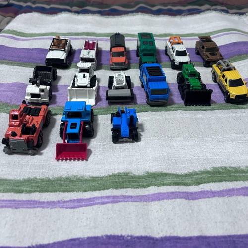 Matchbox cars used, pack of 15