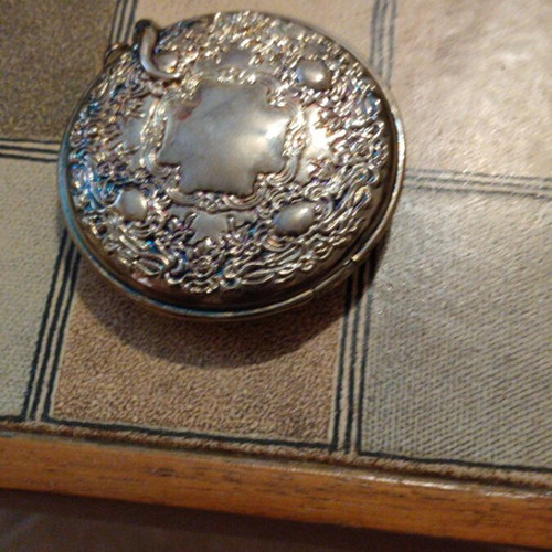 Vintage silver compact powder box with floral embossed design, new