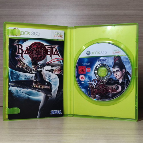 Bayonetta Xbox 360 like new, complete English version
