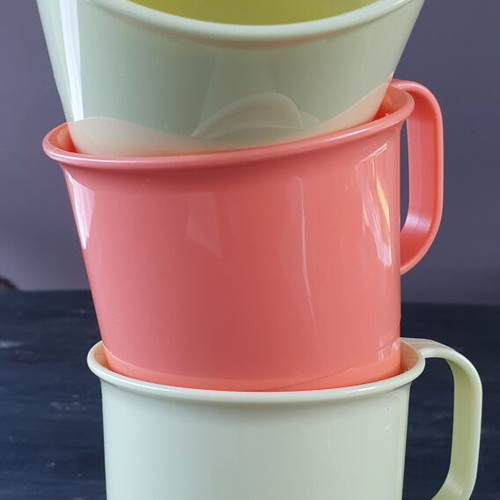 Tupperware set of 3 colorful 350 ml mugs new