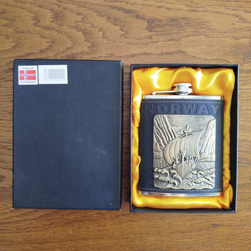 Viking flask stainless steel, new with Norwegian ship design