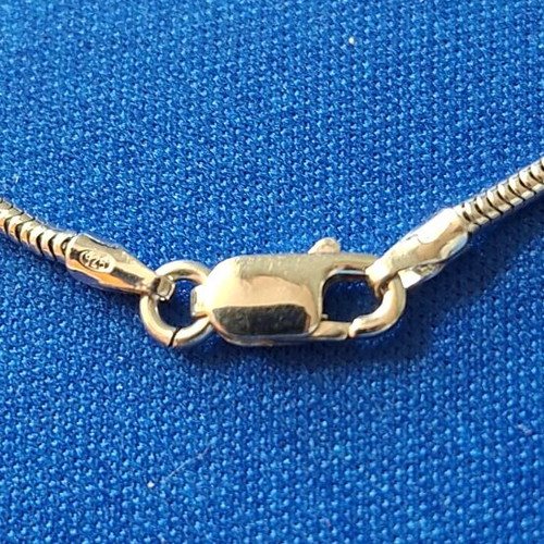 Silver pendant necklace 925 stamp, like new, 60 cm