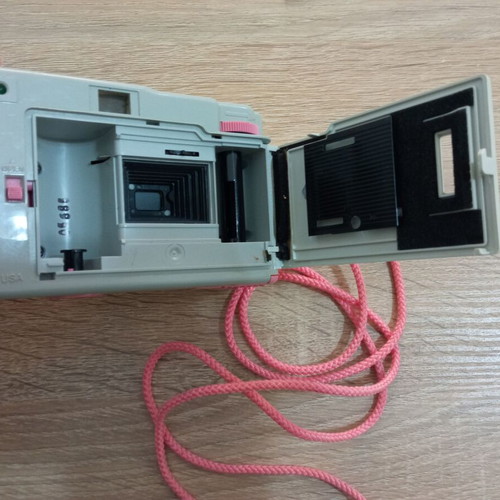 Le Clic vintage film camera used, flash, Optique 38 mm, 1980s