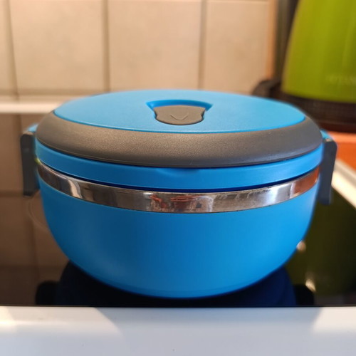 Food container stainless steel like new, keeps food warm