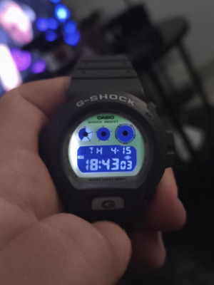 Casio DW6900HO watch like new with phosphor negative display full set