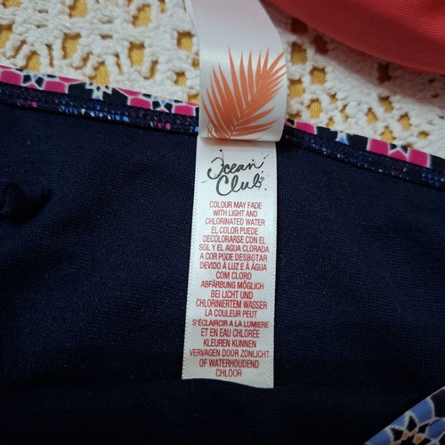 Bikini set like new, Esmara top coral and Ocean Club patterned bottom, size M