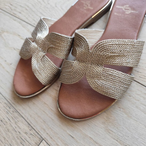 Knitted sandals refurbished, size 39, gold color
