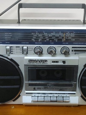 Ραδιοκασετόφωνο Sharp GF-5757 ανακαινισμένο vintage φορητό boombox