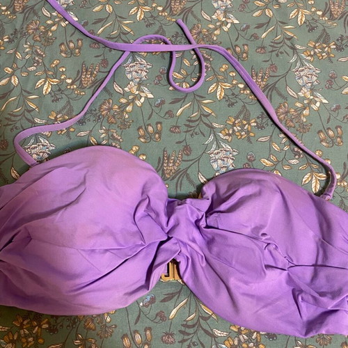 CupD swim top like new, worn minimally