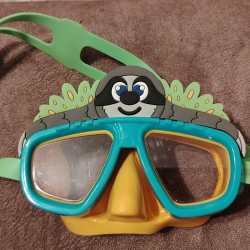Lemurios children's snorkeling mask like new
