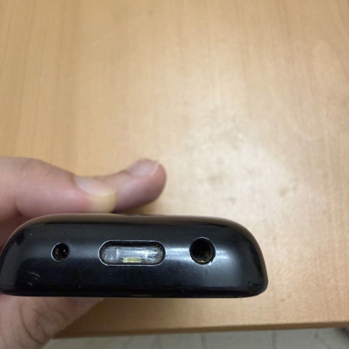 Nokia RM-945 mobile phone with camera and 512MB memory