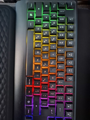 Trust RGB πληκτρολόγιο μεμβράνης