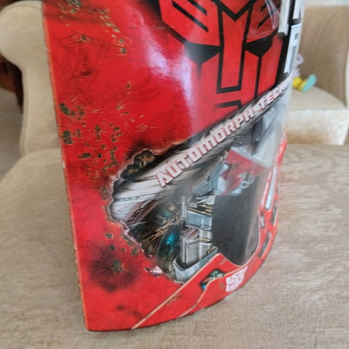 Transformers Rescue Ratchet figure like new, sealed packaging