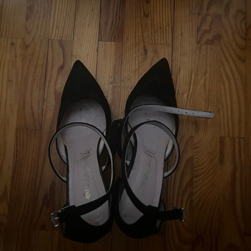 Leather pumps black size 38 like new