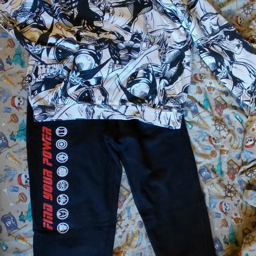 Set of tracksuits used, winter size 158/164