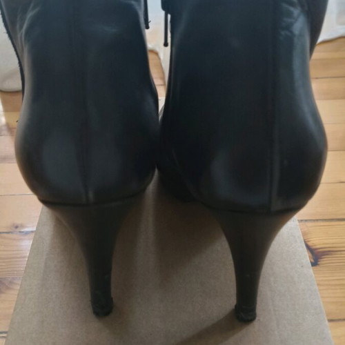 Leather ankle boots used, black, size 37 with low wedge heel