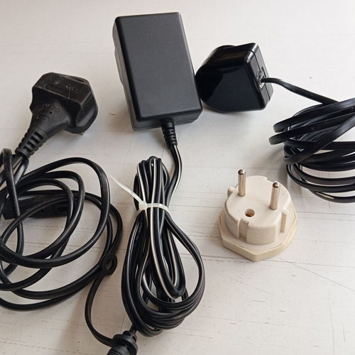 English Type Plug Adapters 4 Pieces New