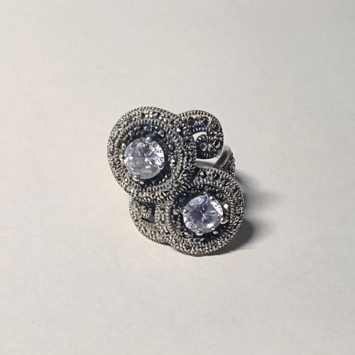 Loisir 925 Silver Ring used with Zircon and Marcasite