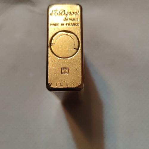 S.T.Dupont lighter like new, gold and red, refillable gas