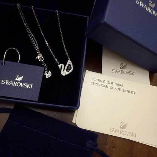 Swarovski Swan Necklace new, blue and silver