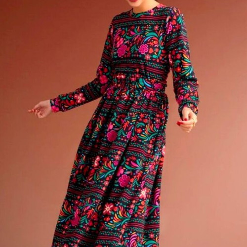 Karavan Mariloo Sweater Dress black like new, multicolor