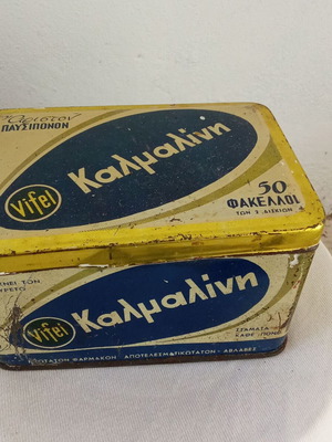 Vifel Kalmalin vintage painkiller packaging tin