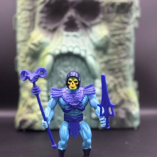 Vintage 80’s MOTU Skeletor figure like new, original Mattel