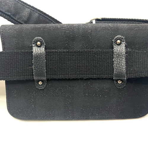Ames cloth beltbag used, black with minor clasp damage