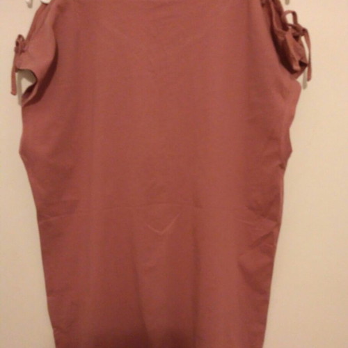Levi's women's mako t-shirt used, size M, rotten apple color