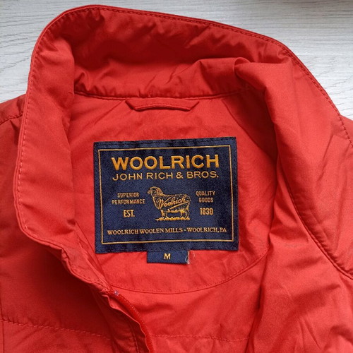 Woolrich women's vest like new, red, size M