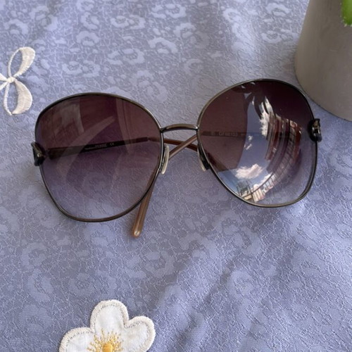 Gianfranco Ferre Sunglasses like new, black