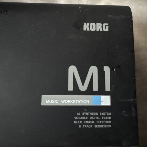 Korg M1 Music Workstation vintage synthesizer like new