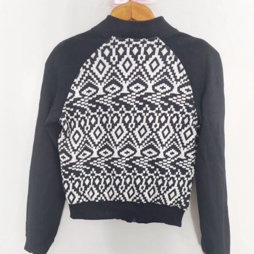 Attrattivo bomber jacket like new, thin spring black and white jacket