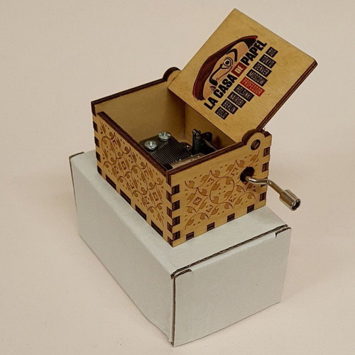 Bella Ciao music box new, wooden with metal crank
