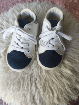 Babywalker children's shoes like new, white with blue, size 22